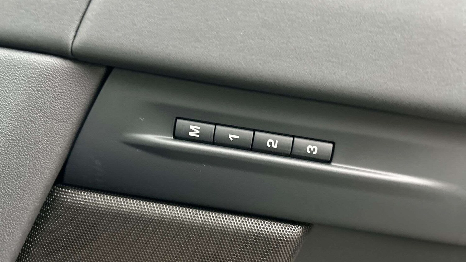 Used Land Rover Range Rover Evoque 2025 for sale - 77577422: Photo 32