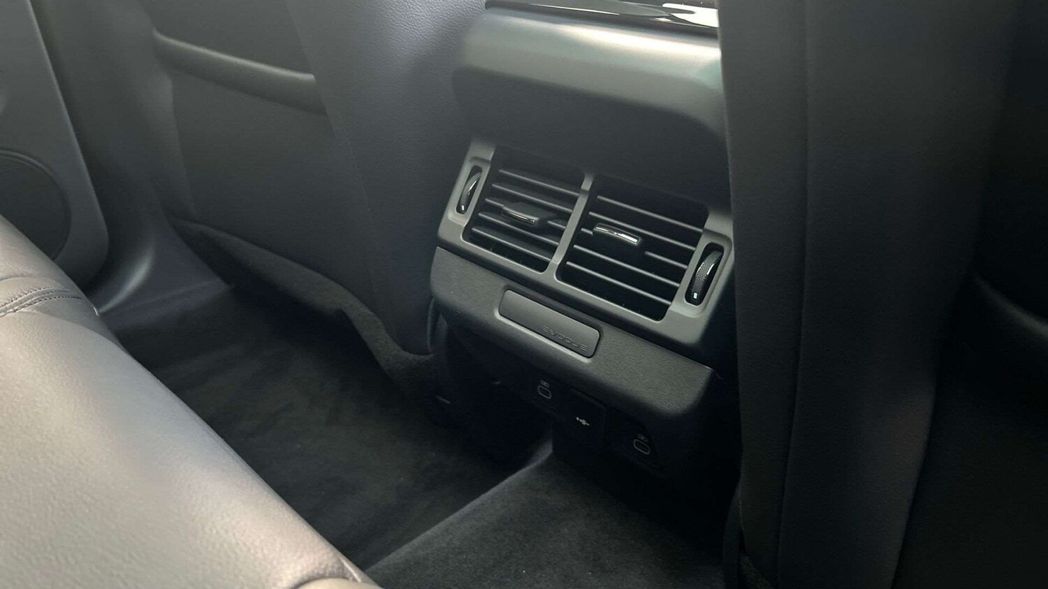 Used Land Rover Range Rover Evoque 2025 for sale - 77577401: Photo 18