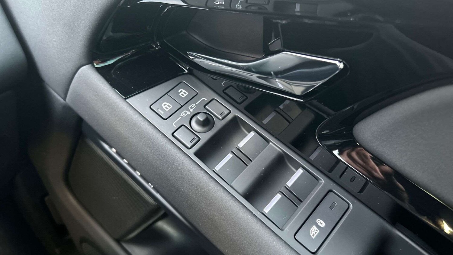 Used Land Rover Range Rover Evoque 2025 for sale - 77577401: Photo 25