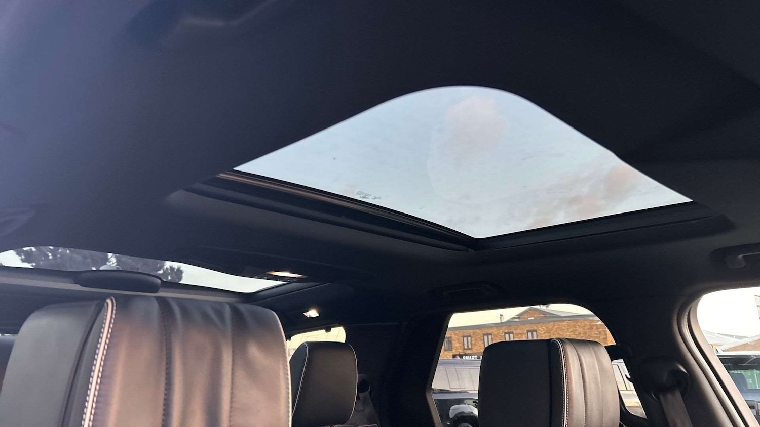 Used Land Rover Discovery 2020 for sale - 76610479: Photo 21