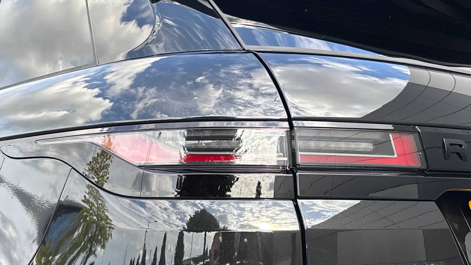 Used Land Rover Range Rover Evoque 2025 for sale - 77458447: Photo 19