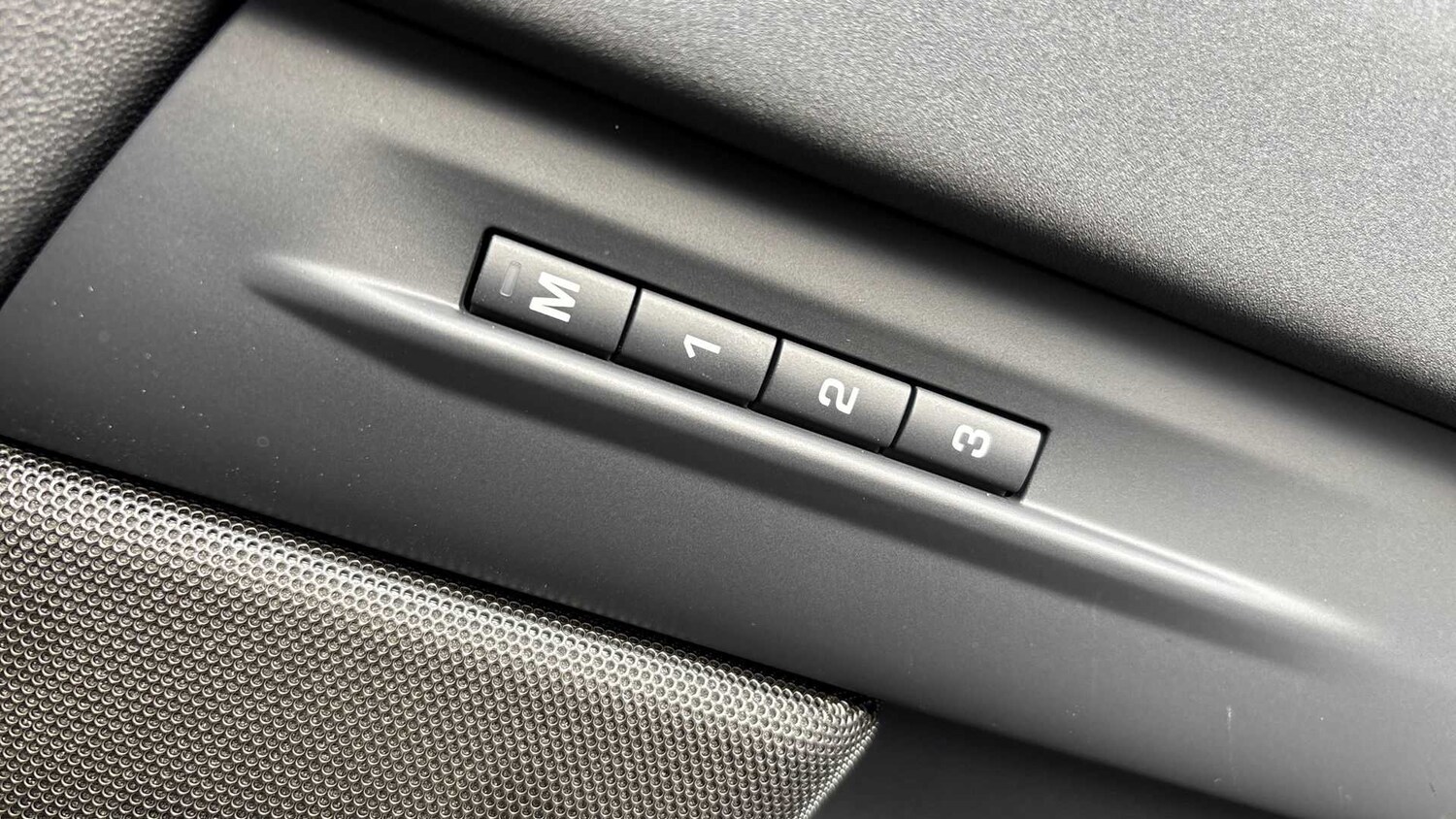 Used Land Rover Range Rover Evoque 2025 for sale - 77458447: Photo 33