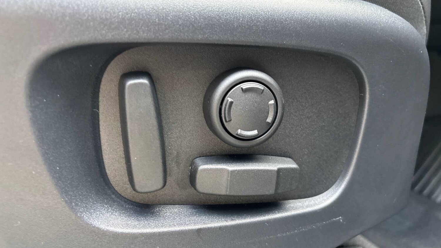 Used Land Rover Range Rover Evoque 2025 for sale - 77458447: Photo 35