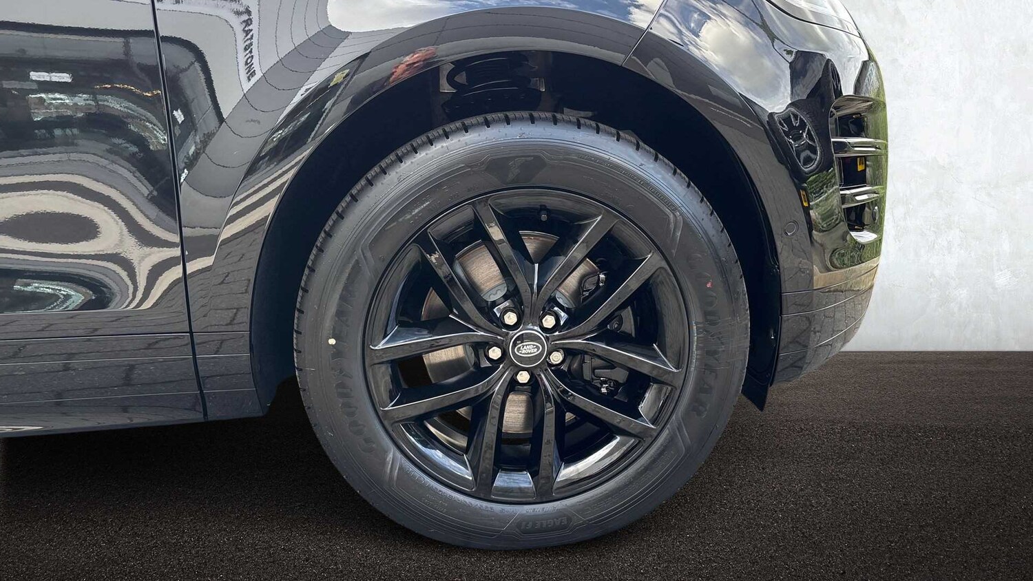 Used Land Rover Range Rover Evoque 2025 for sale - 77458447: Photo 8