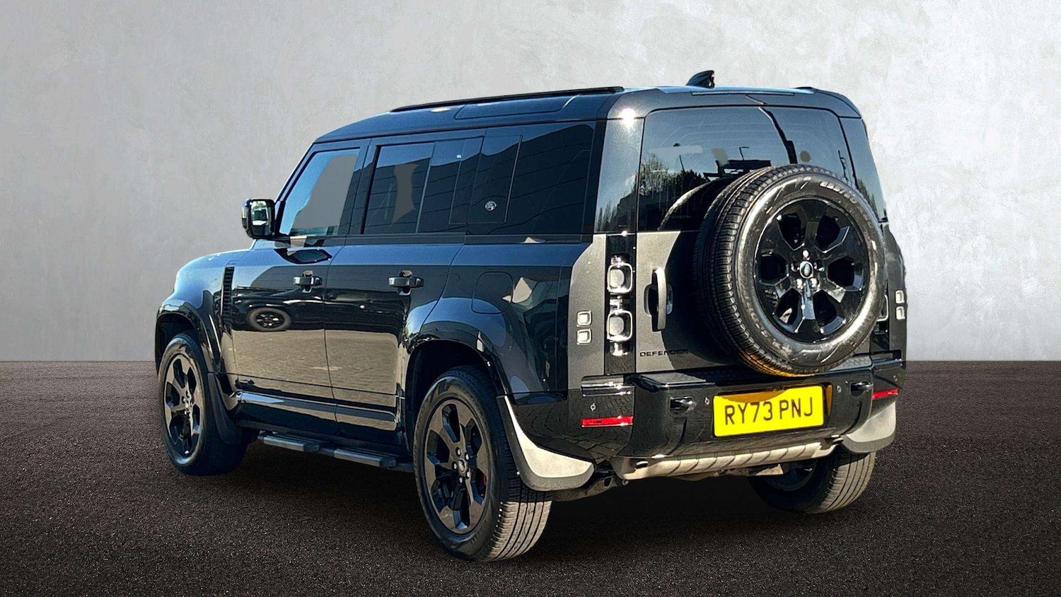 Used Land Rover Defender 2024 for sale - 78161625: Photo 2