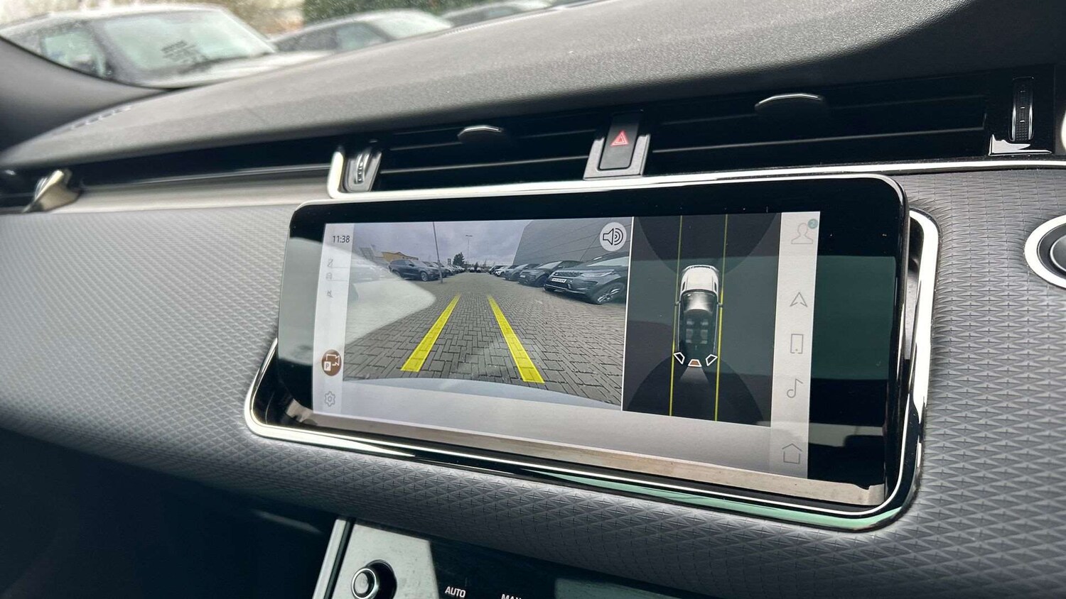 Used Land Rover Range Rover Evoque 2023 for sale - 77686466: Photo 12