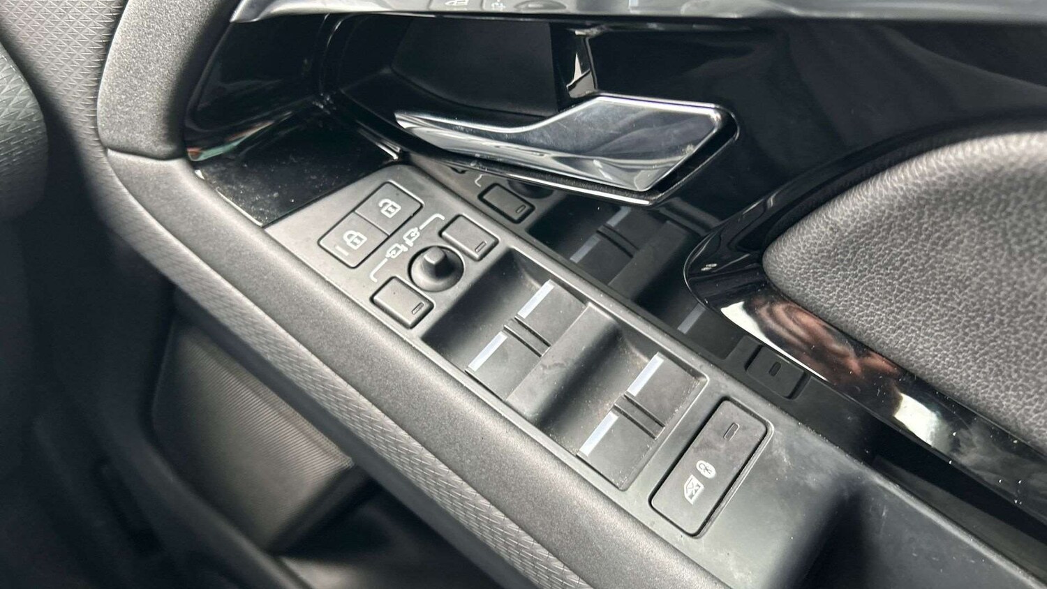 Used Land Rover Range Rover Evoque 2023 for sale - 77686466: Photo 25