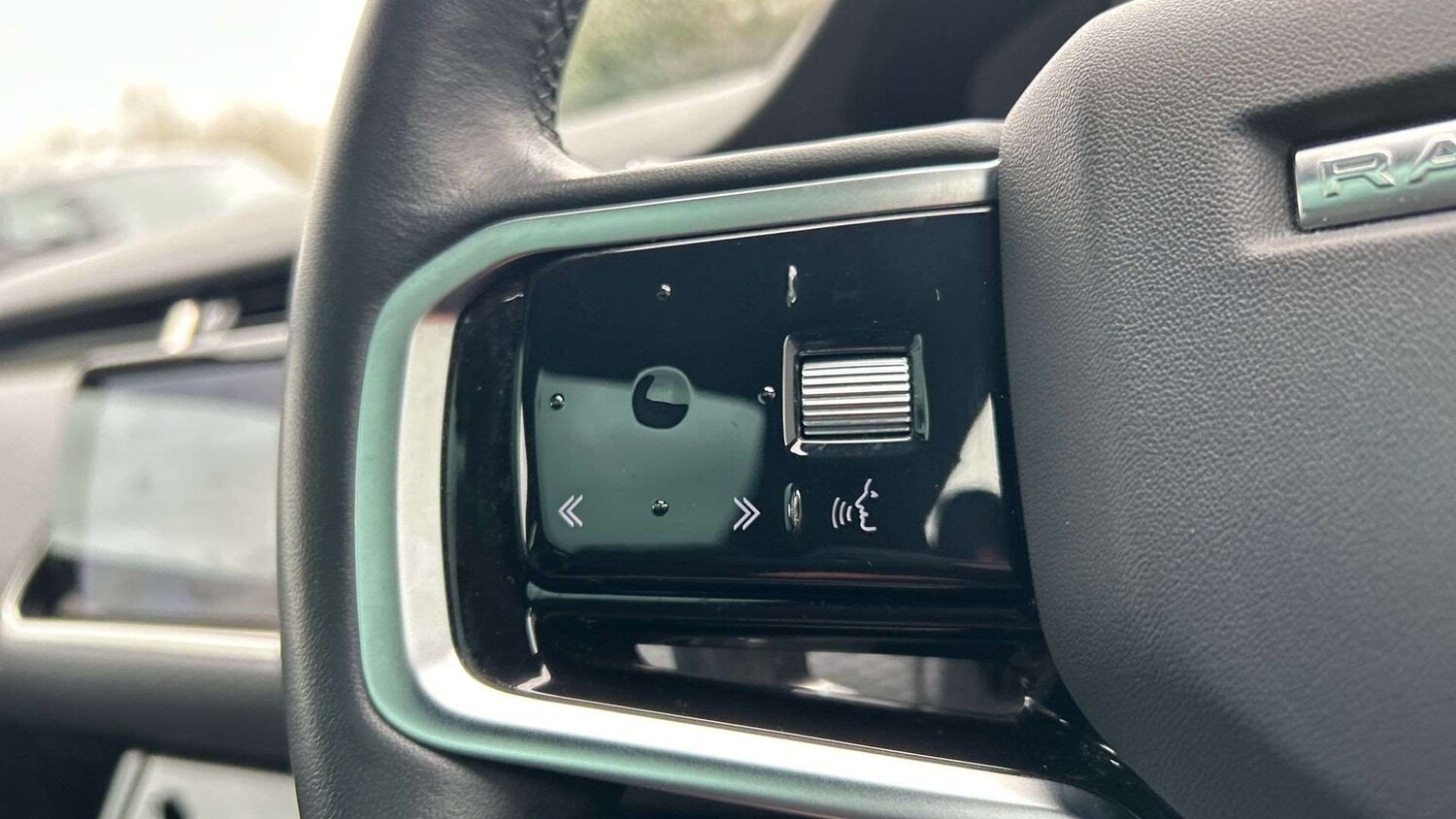 Used Land Rover Range Rover Evoque 2023 for sale - 77686466: Photo 35