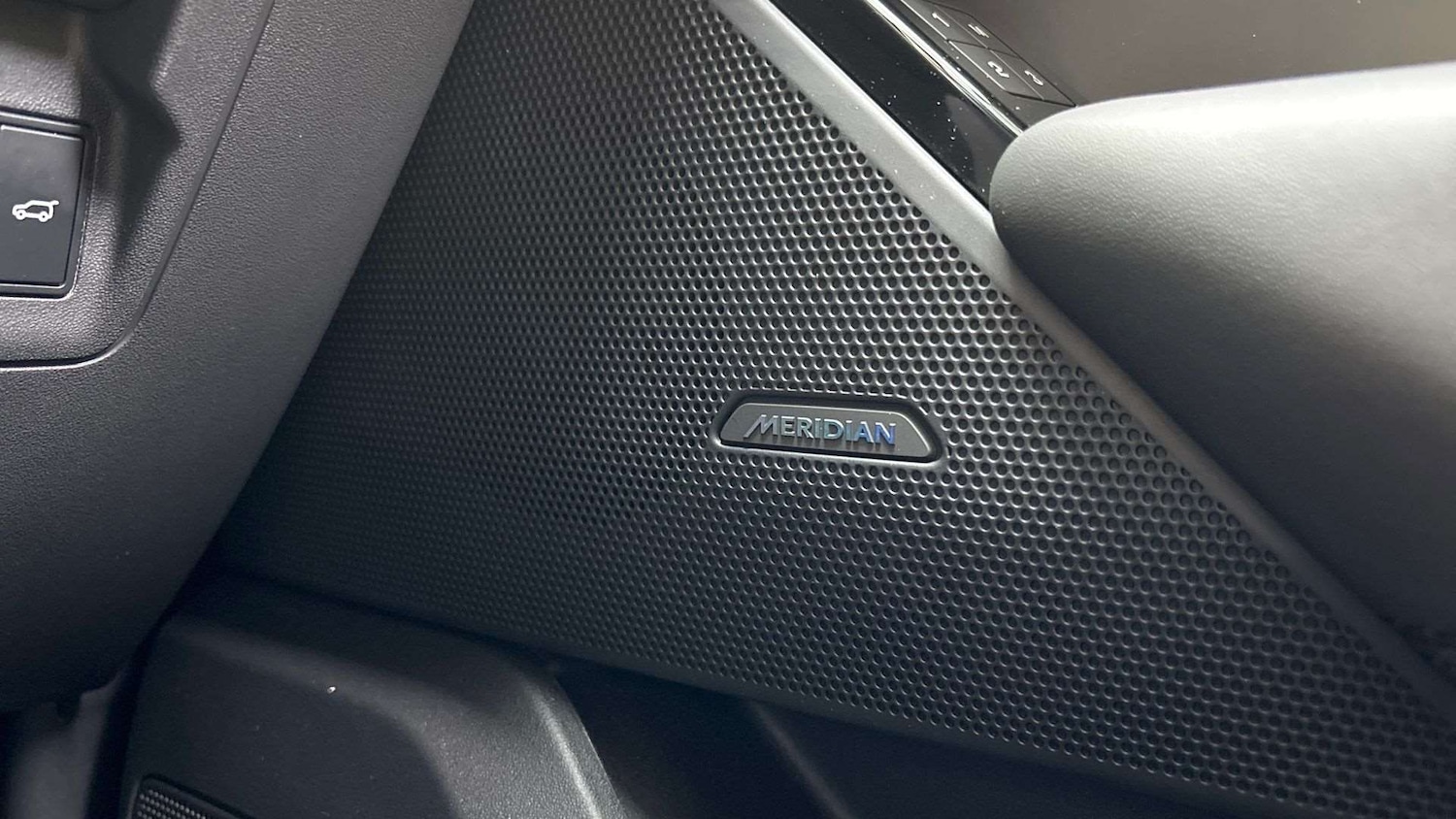 Used Land Rover Range Rover Velar 2024 for sale - 77294245: Photo 24