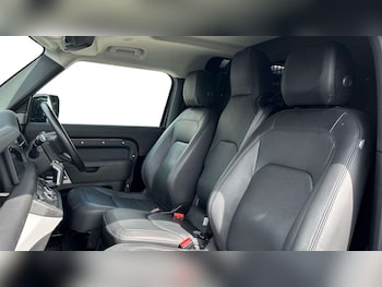 Used Land Rover Defender 2024 for sale - 78247865: Photo