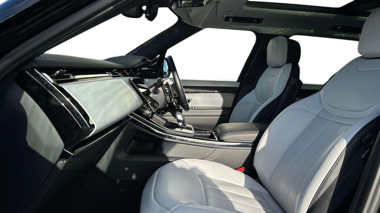 Used Land Rover Range Rover Sport 2024 for sale - 76804840: Photo 3