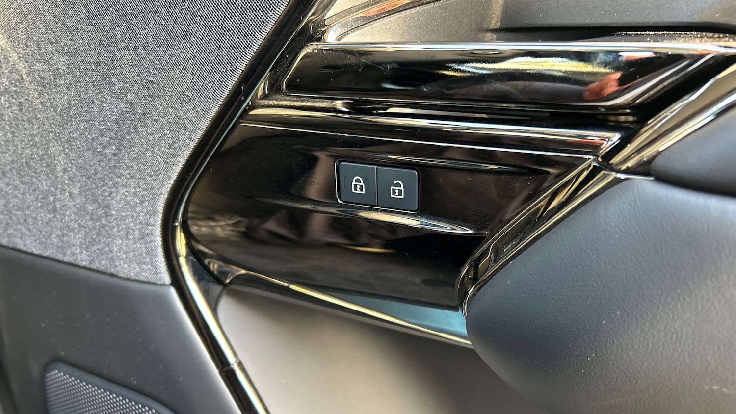 Used Land Rover Range Rover Sport 2024 for sale - 76804840: Photo 33