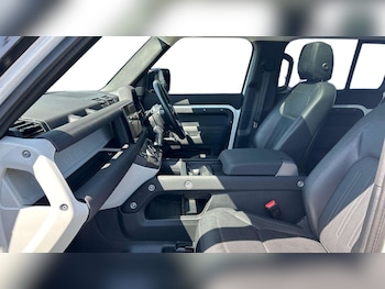 Used Land Rover Defender 2021 for sale - 78707327: Photo