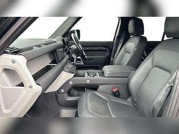 Used Land Rover Defender 2022 for sale - 78247923: Photo