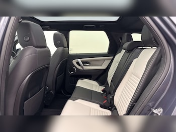 Used Land Rover Discovery Sport 2025 for sale - 79282329: Photo