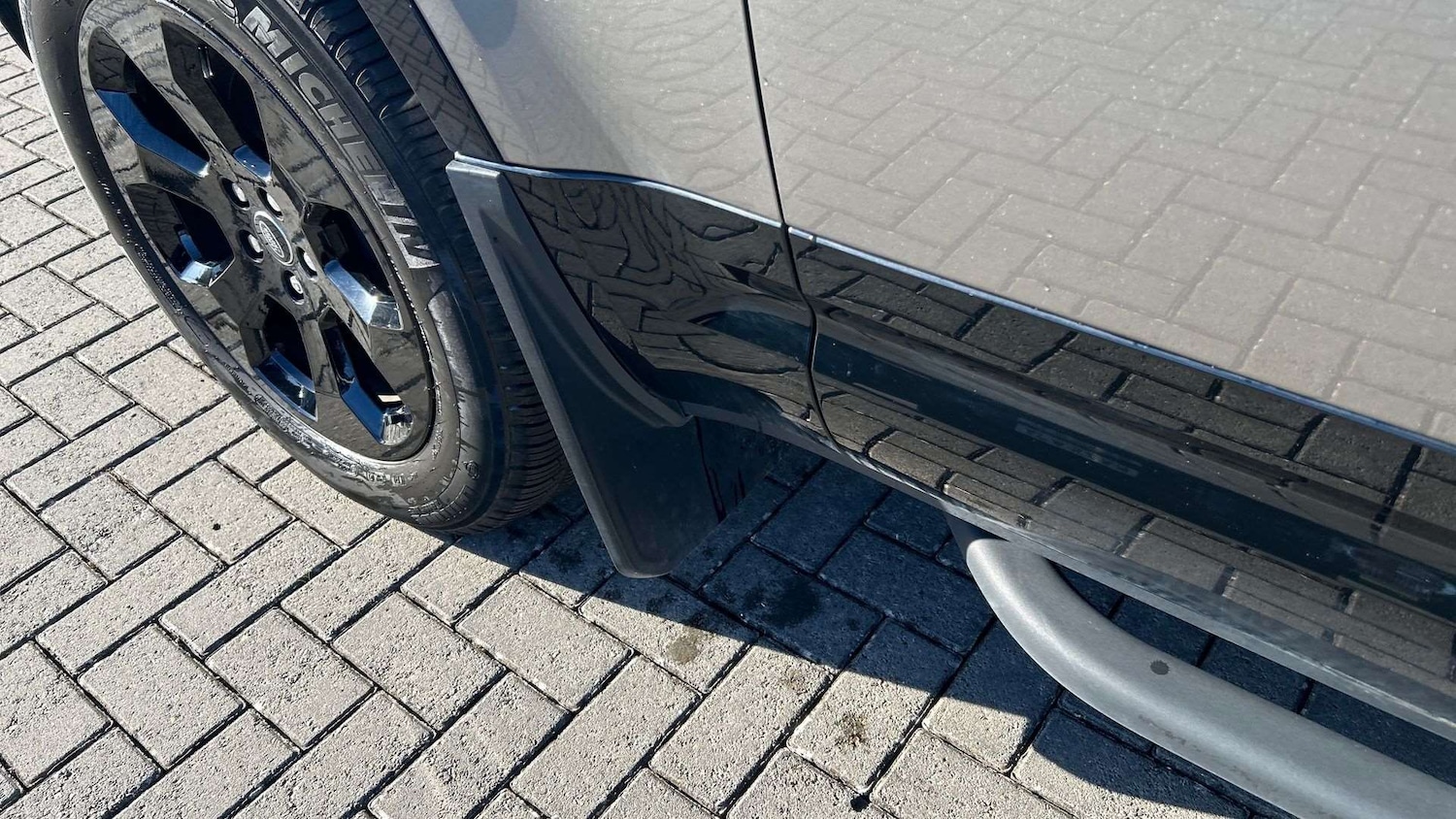 Used Land Rover Defender 2024 for sale - 76459901: Photo 32