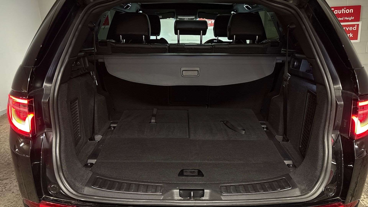 Used Land Rover Discovery Sport 2023 for sale - 77294303: Photo 10