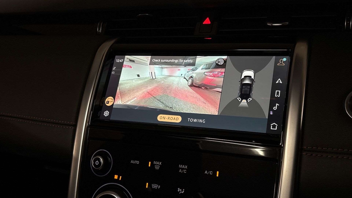 Used Land Rover Discovery Sport 2023 for sale - 77294303: Photo 12