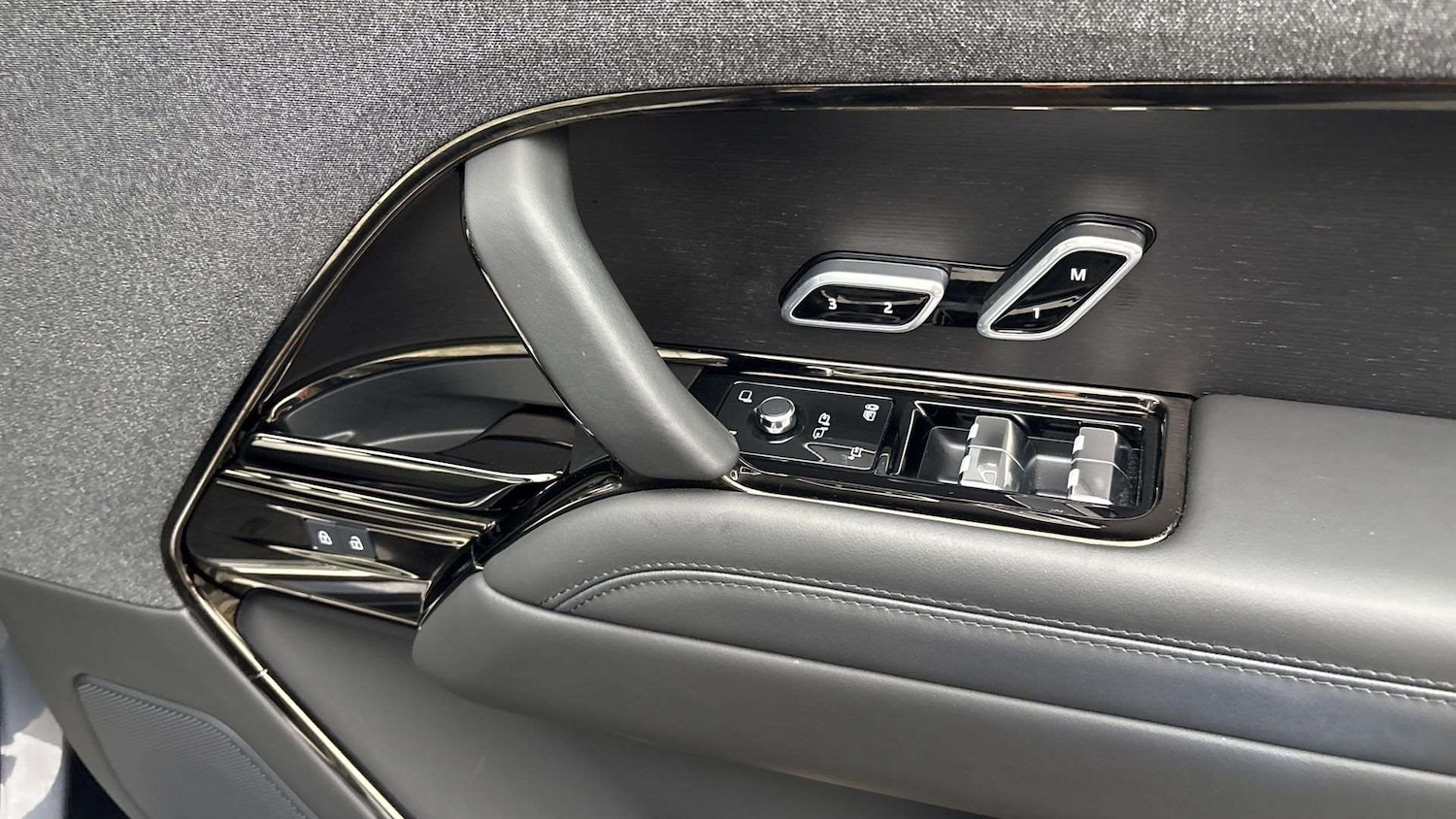 Used Land Rover Range Rover Sport 2024 for sale - 78161599: Photo 23