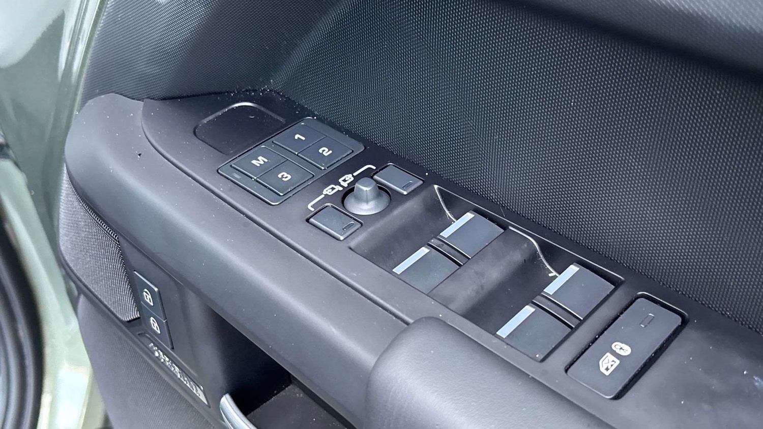 Used Land Rover Defender 2024 for sale - 78161263: Photo 25