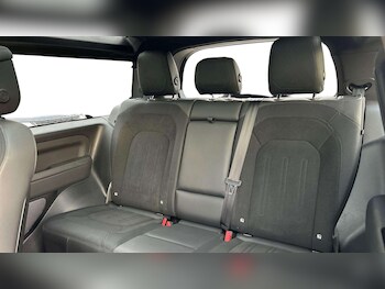 Used Land Rover Defender 2021 for sale - 77741006: Photo