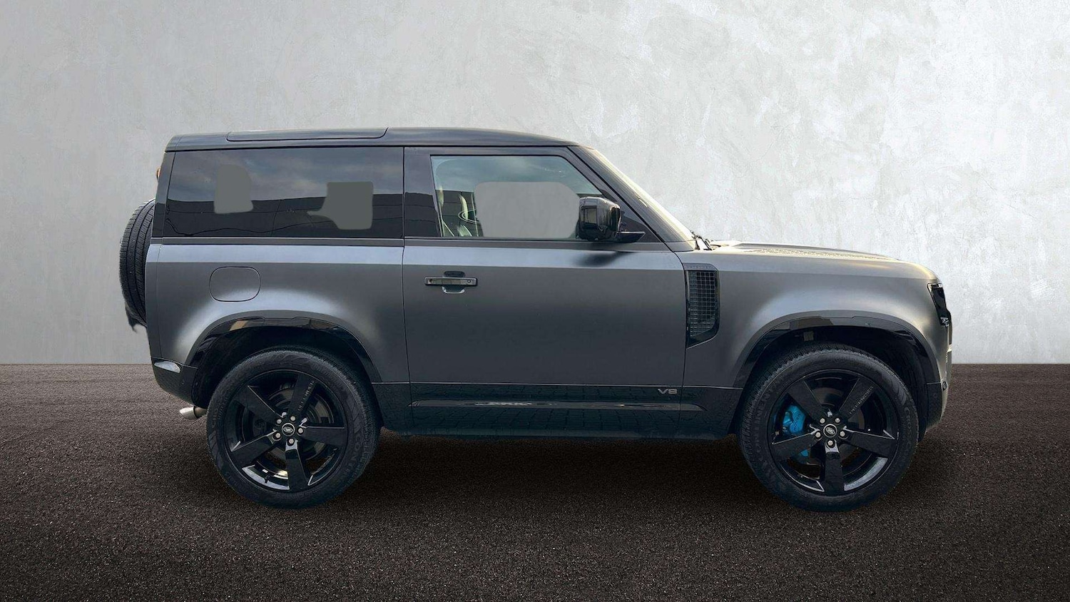 Used Land Rover Defender 2021 for sale - 77741006: Photo 5