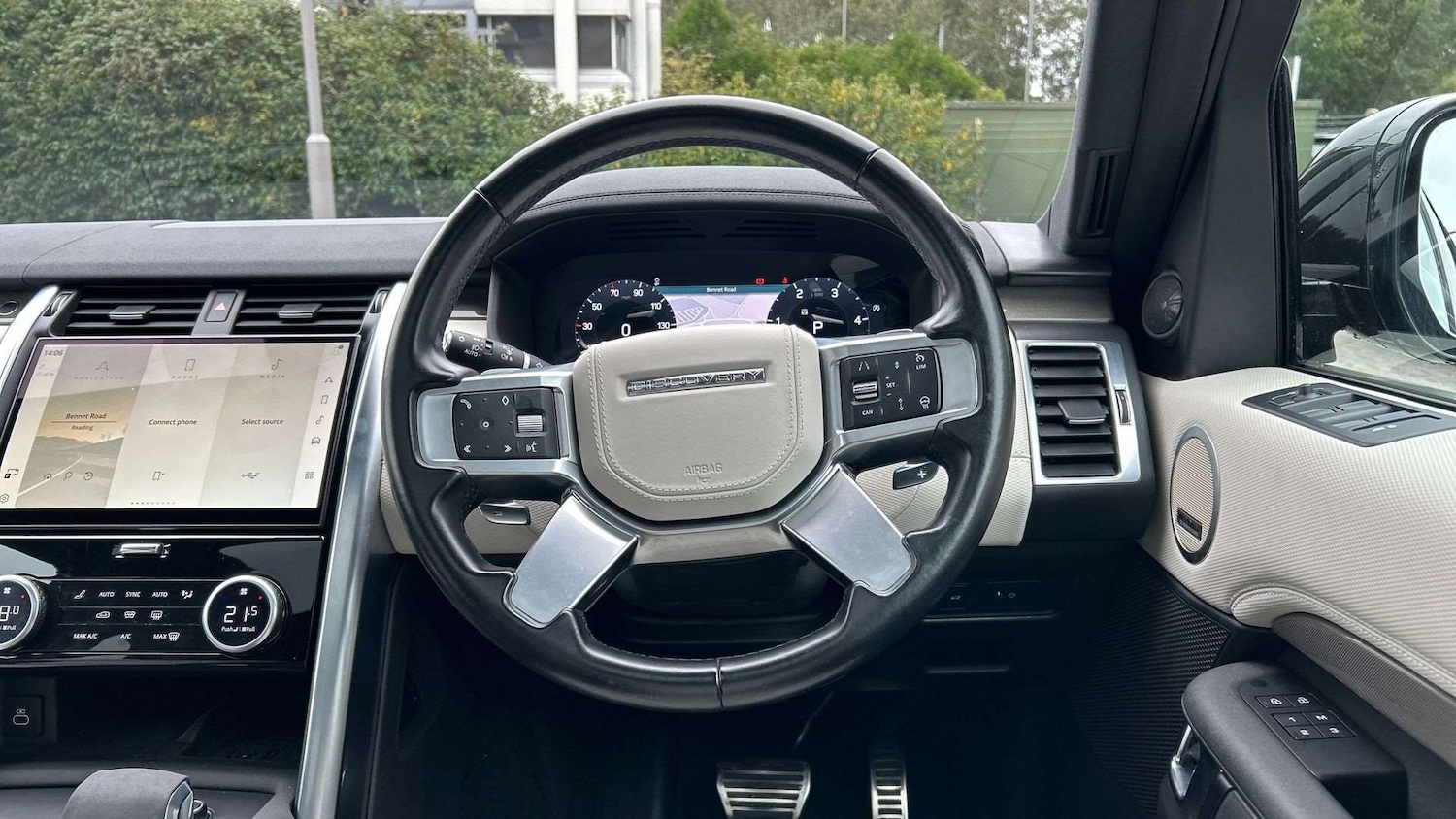 Used Land Rover Discovery 2022 for sale - 76460127: Photo 15