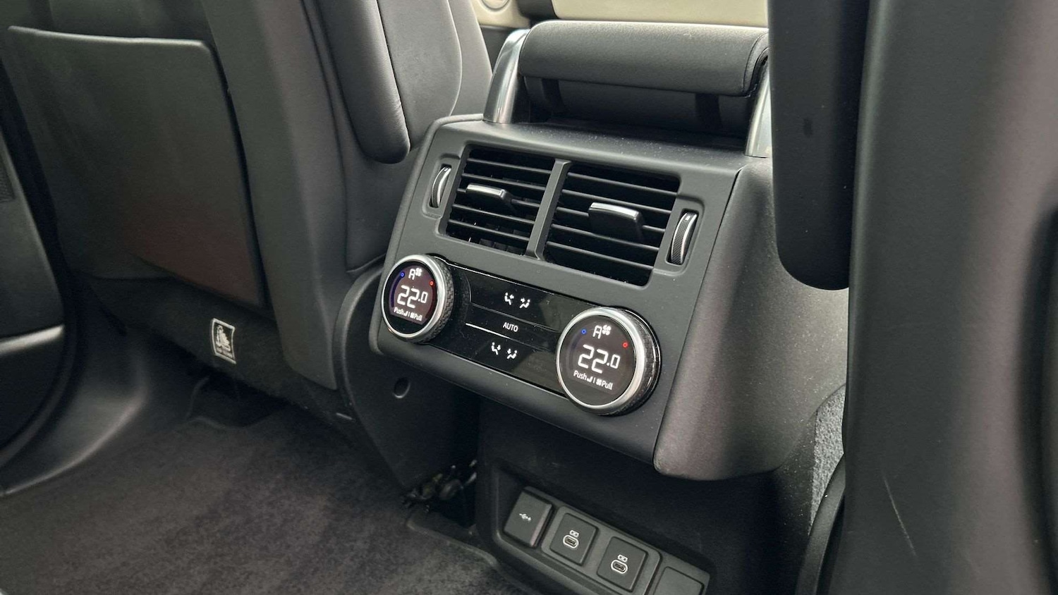 Used Land Rover Discovery 2022 for sale - 76460127: Photo 18