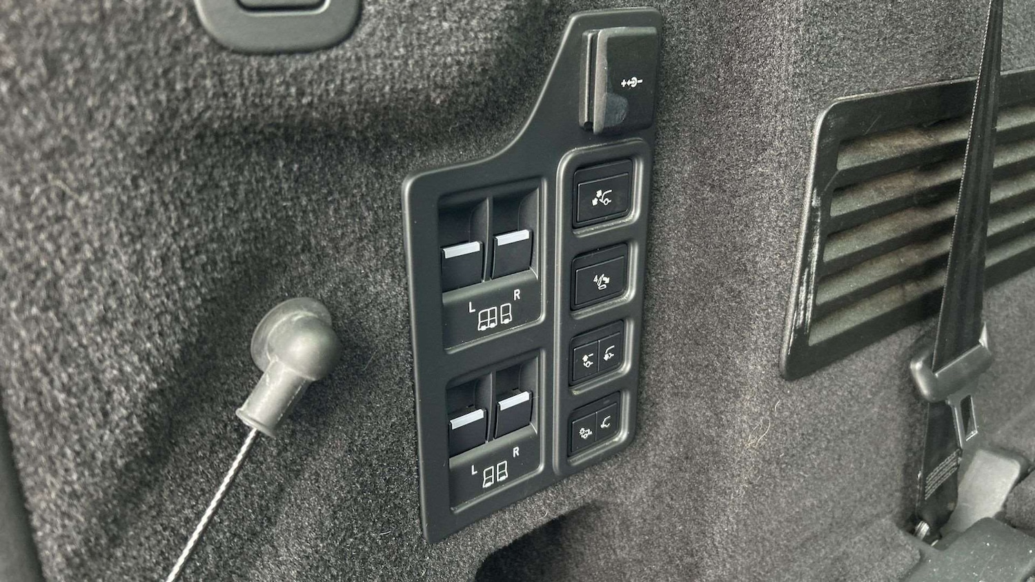 Used Land Rover Discovery 2022 for sale - 76460127: Photo 27