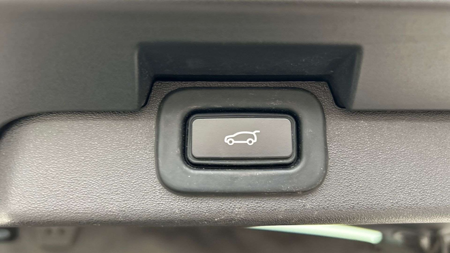 Used Land Rover Discovery 2022 for sale - 76460127: Photo 31