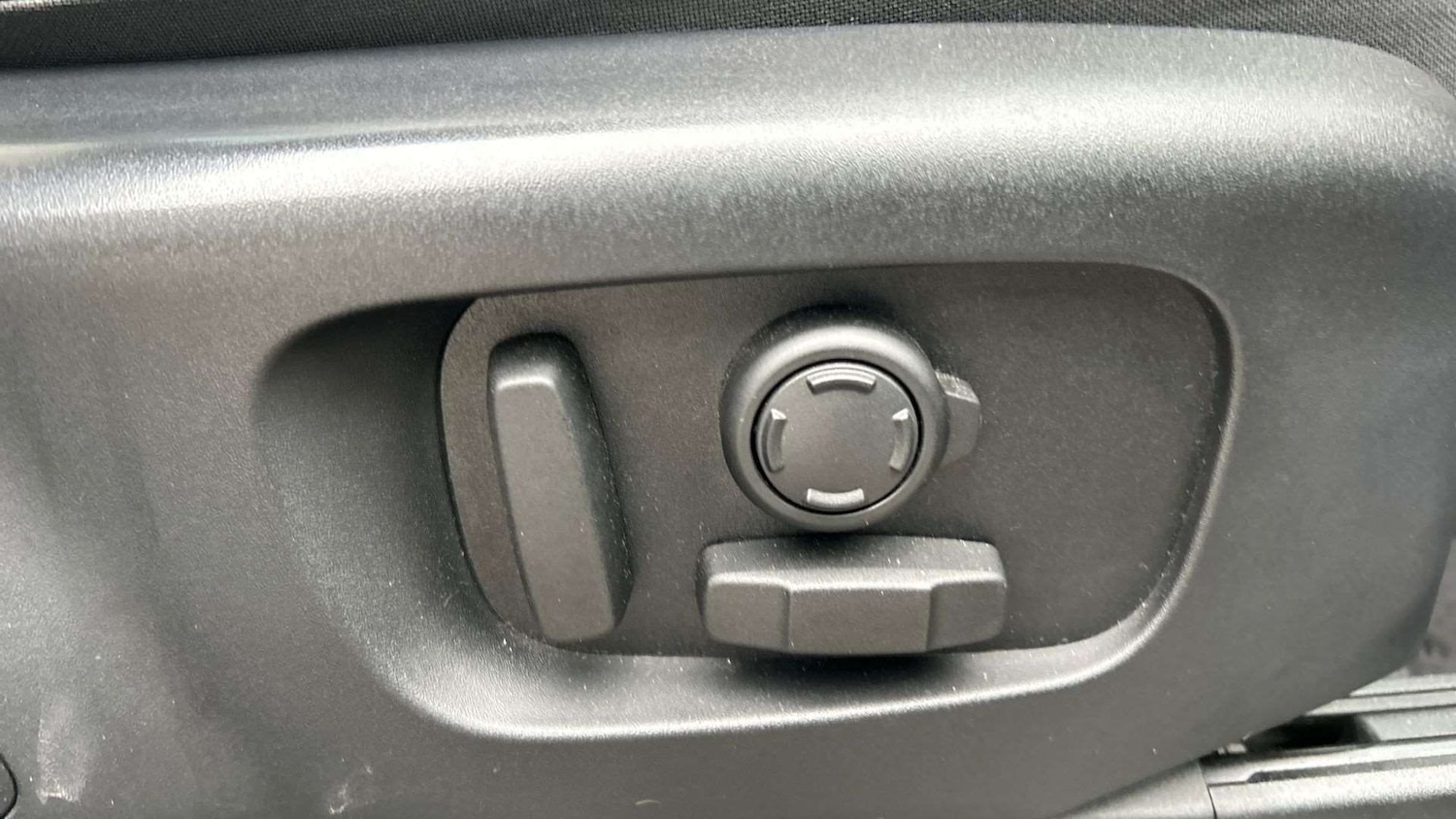 Used Land Rover Discovery 2022 for sale - 76460127: Photo 33