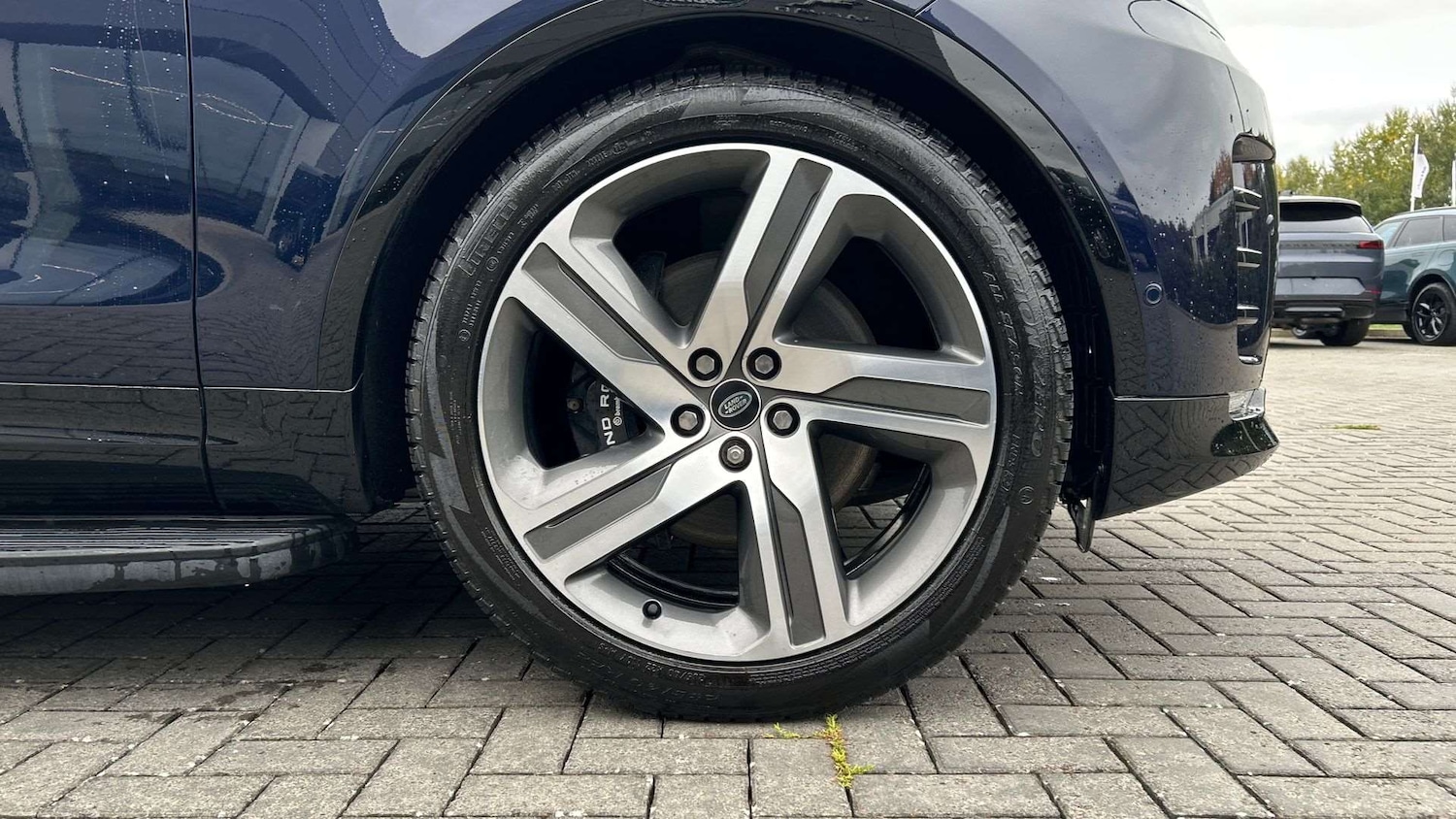 Used Land Rover Discovery 2022 for sale - 76460127: Photo 8