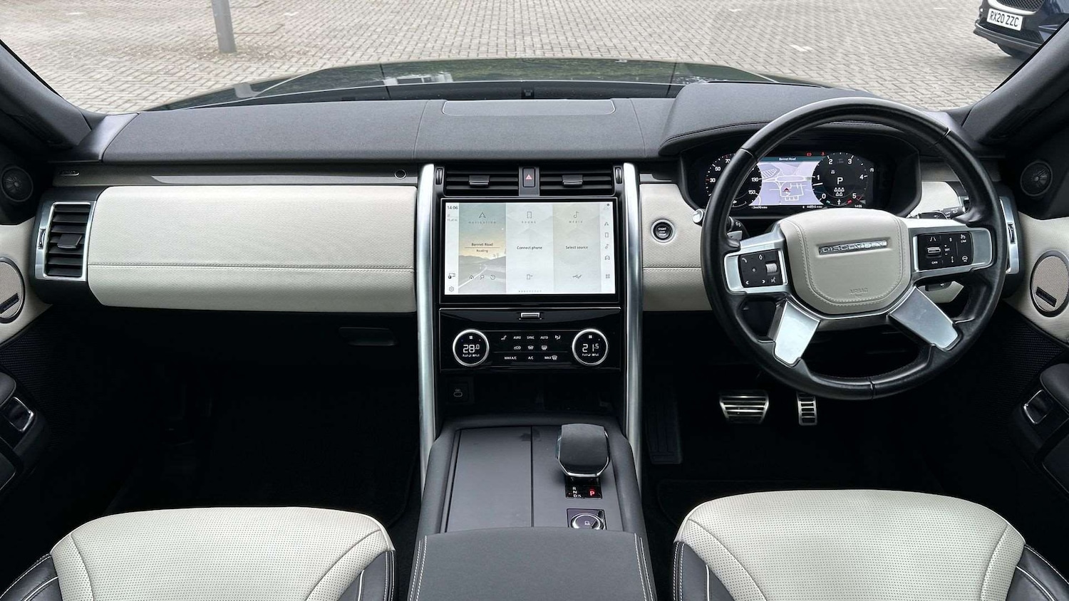 Used Land Rover Discovery 2022 for sale - 76460127: Photo 9