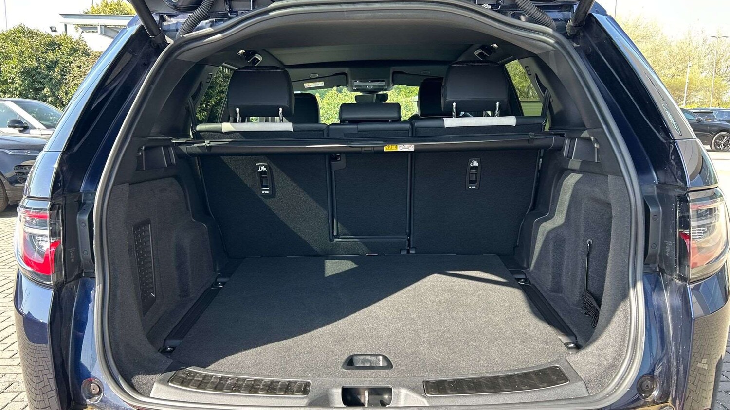 Used Land Rover Discovery Sport 2023 for sale - 78174006: Photo 10