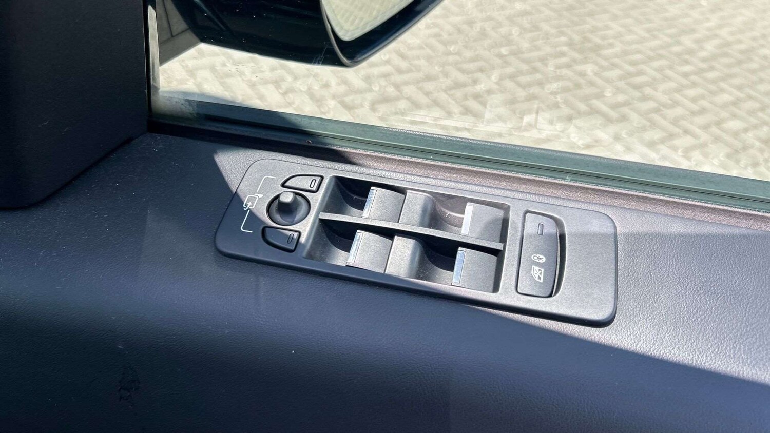 Used Land Rover Discovery Sport 2023 for sale - 78174006: Photo 25