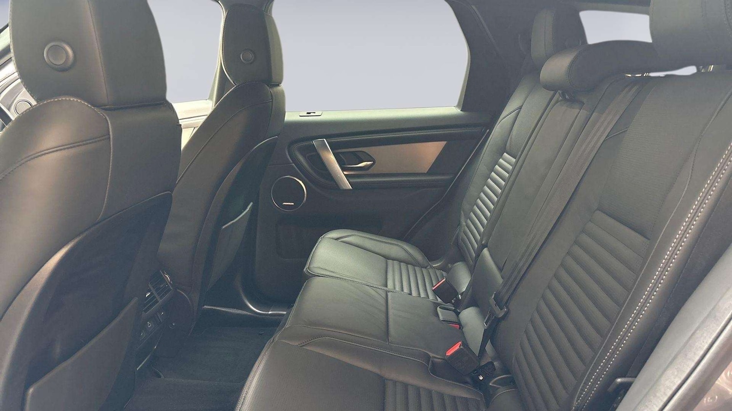 Used Land Rover Discovery Sport 2024 for sale - 77589203: Photo 4