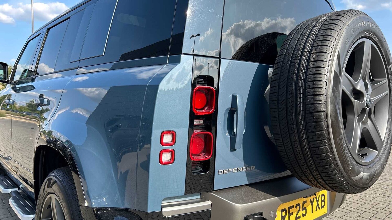 Used Land Rover Defender 2025 for sale - 77472744: Photo 19