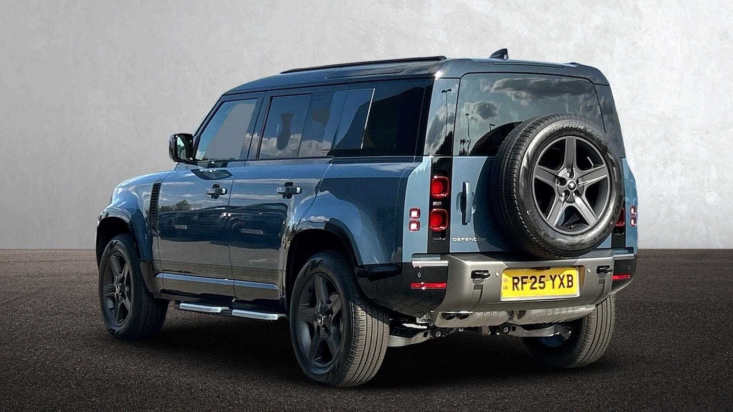 Used Land Rover Defender 2025 for sale - 77472744: Photo 2