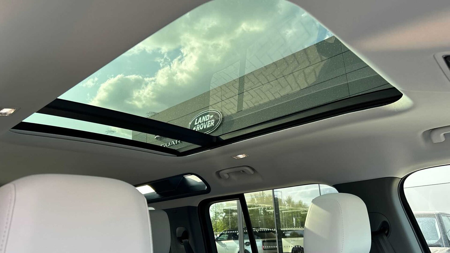 Used Land Rover Defender 2025 for sale - 77472744: Photo 21