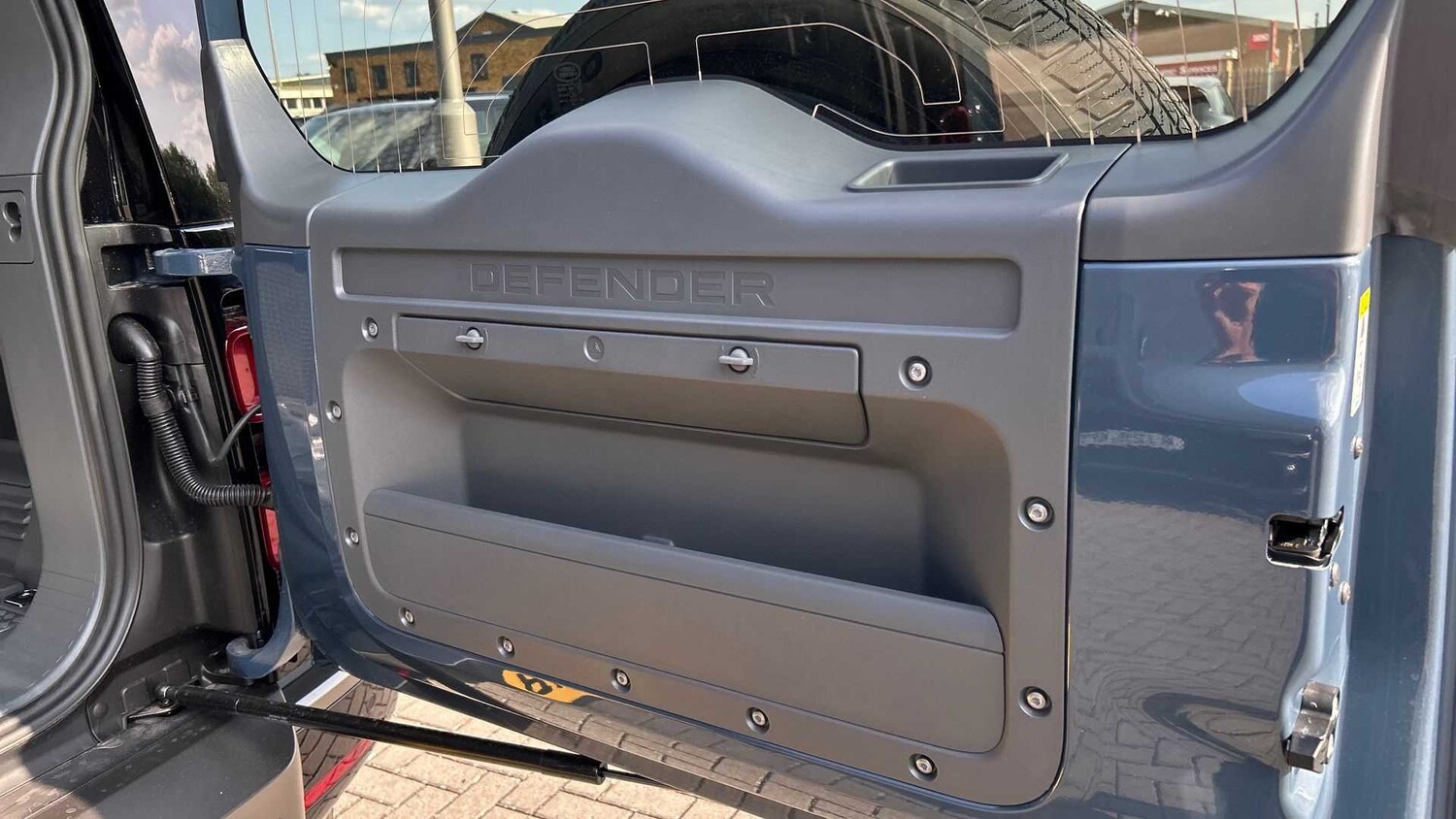 Used Land Rover Defender 2025 for sale - 77472744: Photo 27