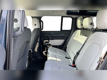 Used Land Rover Defender 2025 for sale - 77472744: Photo