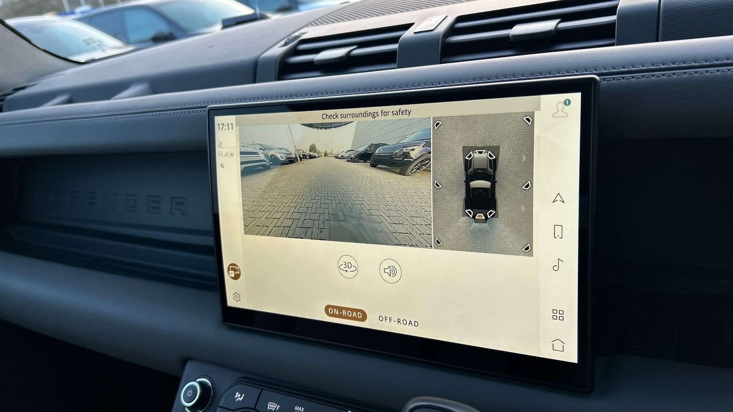 Used Land Rover Defender 2023 for sale - 77772218: Photo 12