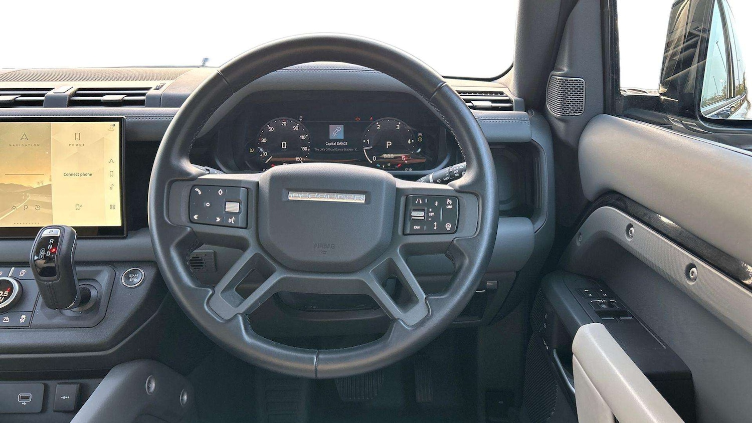 Used Land Rover Defender 2023 for sale - 77772218: Photo 15