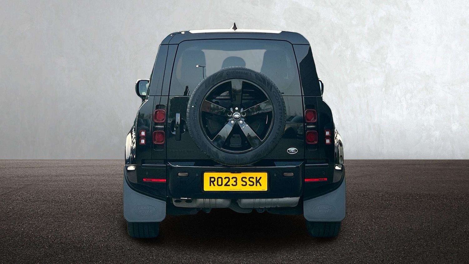 Used Land Rover Defender 2023 for sale - 77772218: Photo 6