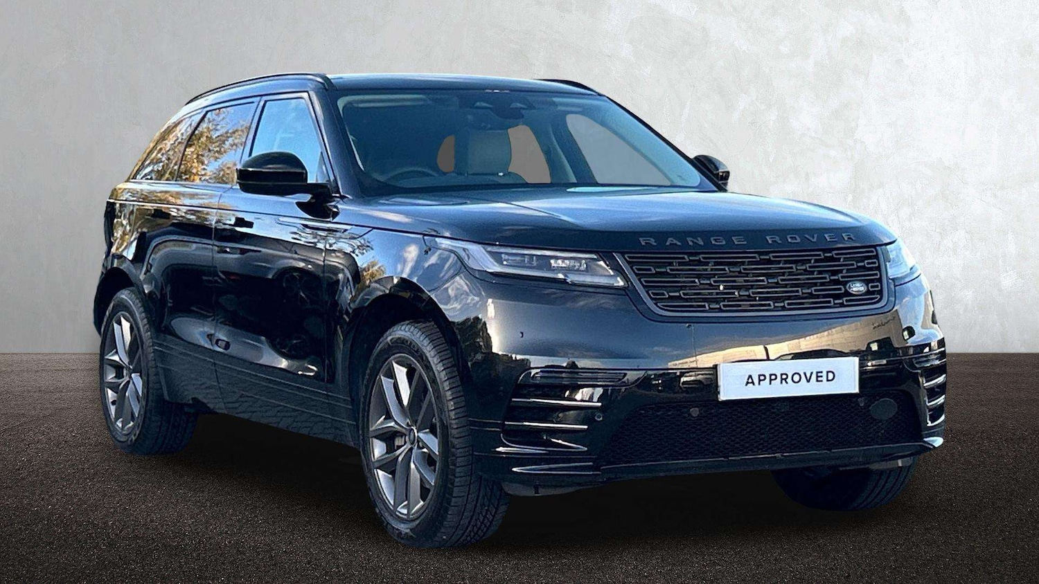 Used Land Rover Range Rover Velar 2025 for sale - 76460595: Photo 1
