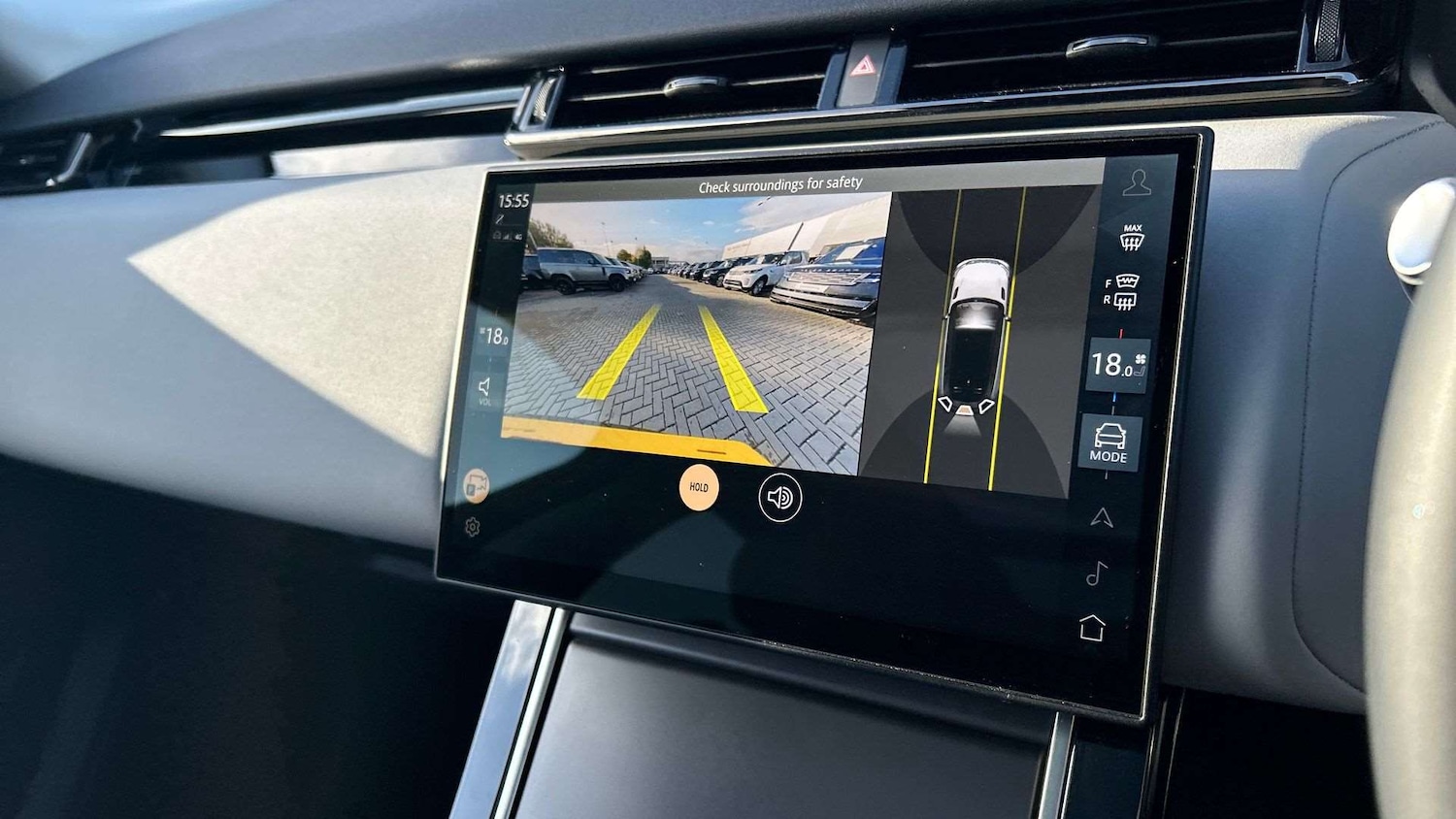 Used Land Rover Range Rover Velar 2025 for sale - 76460595: Photo 12