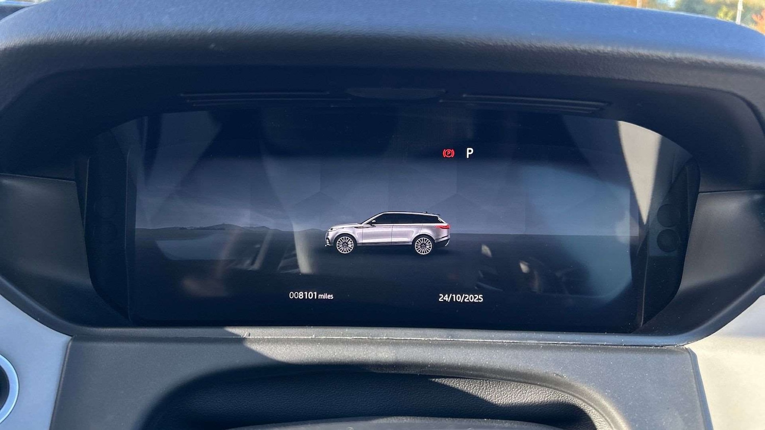 Used Land Rover Range Rover Velar 2025 for sale - 76460595: Photo 16