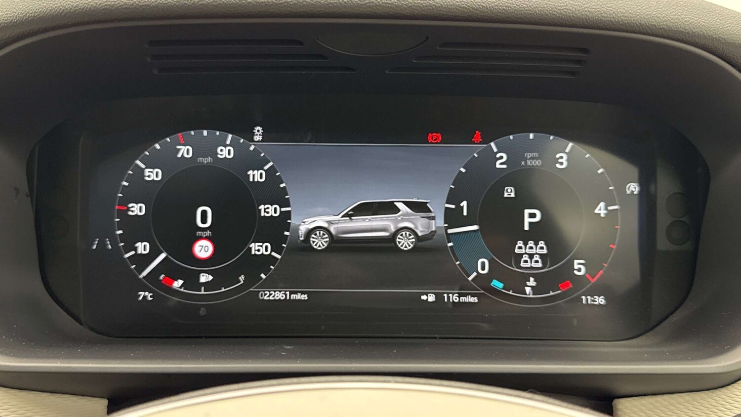 Used Land Rover Discovery 2025 for sale - 77972779: Photo 16