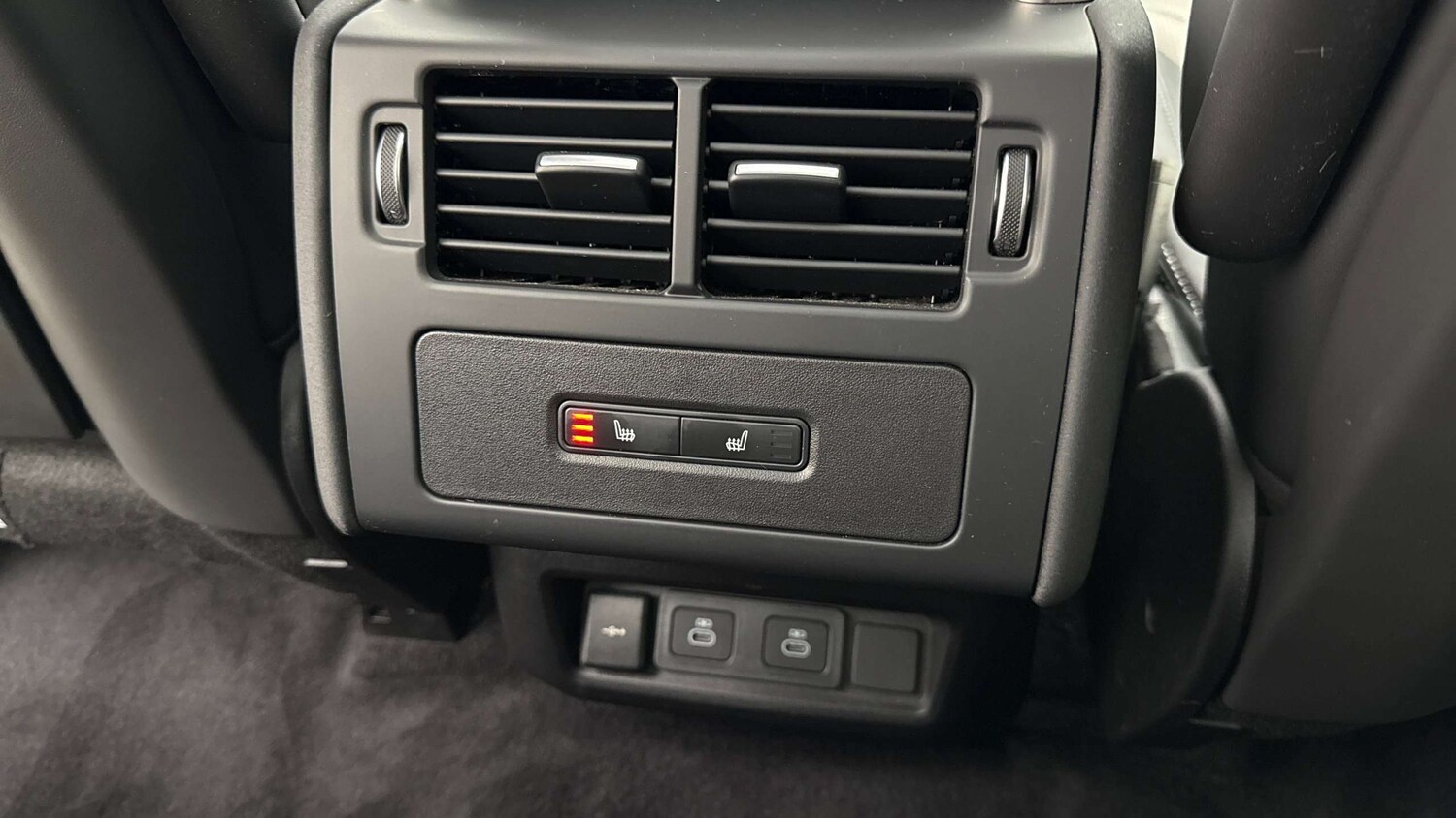 Used Land Rover Discovery 2025 for sale - 77972779: Photo 18