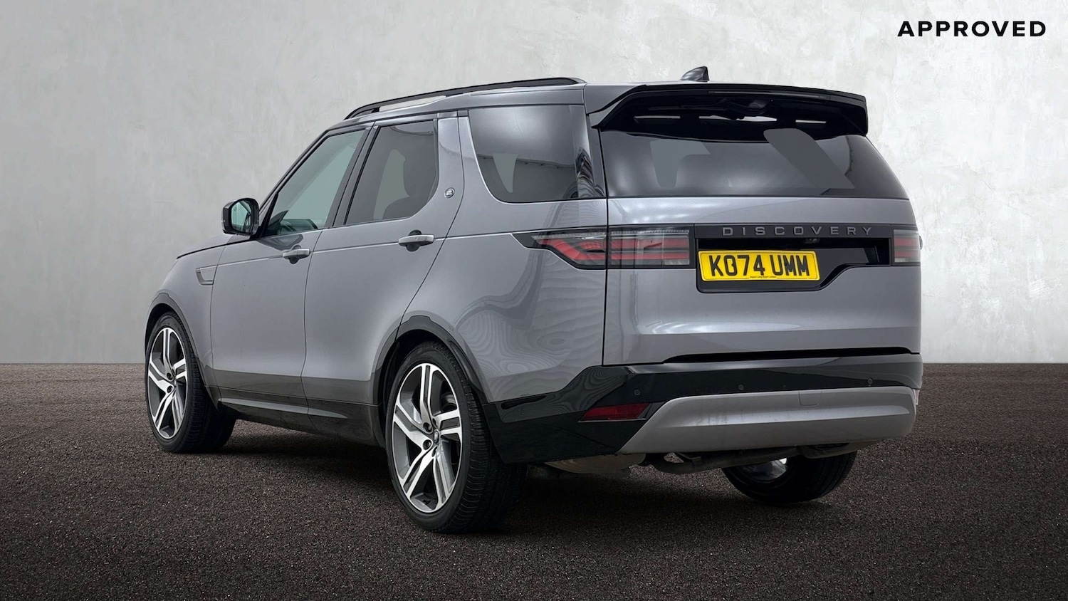 Used Land Rover Discovery 2025 for sale - 77972779: Photo 2